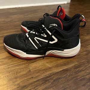New Balance Two Wxy Basketball shoes